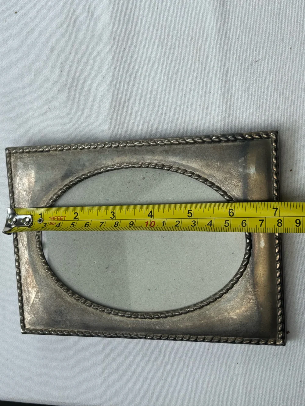 Vintage Classic Silver Plated Photo Frame 5” x 7” Oval Opening Braided Rope Edge